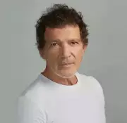 Antonio Banderas on 'Fishy' Anthony Bourdain Biopic & Mentor Role