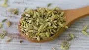 How Chewing Fennel Seeds After Meals Boosts Digestion & Freshens Breath