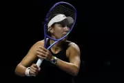 Jessica Pegula Dominates WTA Finals, Secures Semi-Final Spot with Commanding Win Over Jasmine Paolini