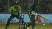 Quinton de Kock's Blazing 123 Powers South Africa to Crushing Victory Over Pakistan, Levels Series 1-1