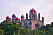 Telangana HC Slams Police Over LOC Against Singapore Couple