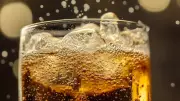 Why Your Fizzy Drinks Go Flat: The Science Behind Lost Fizz