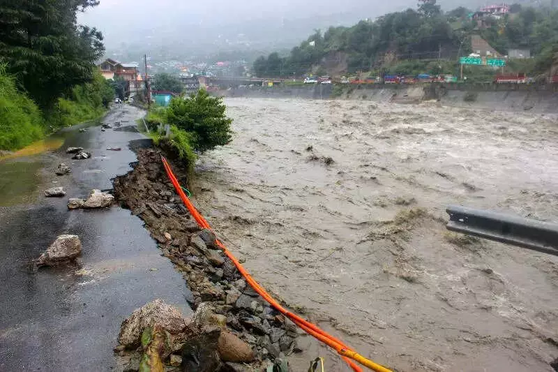 Centre Releases Over ₹979 Crore to Himachal for Disaster Management in FY 2025-26
