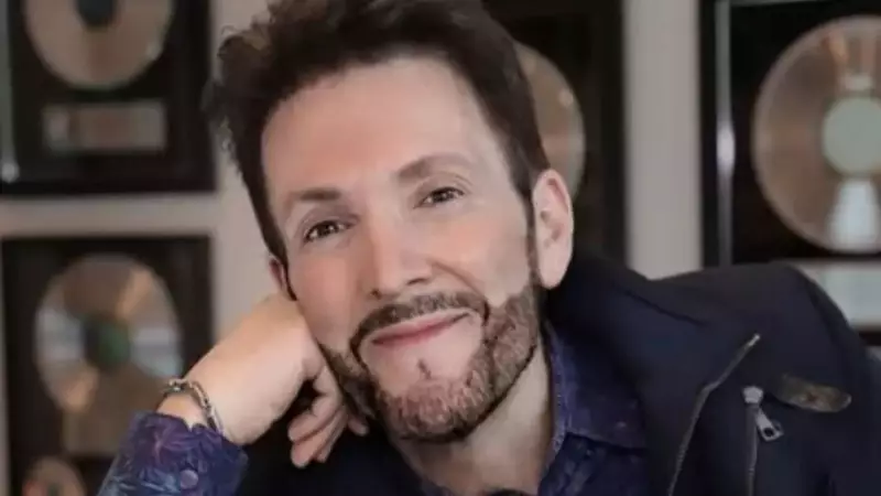 Eric Vetro Reveals Ariana Grande's Selfless Help to Co-Stars for Wicked