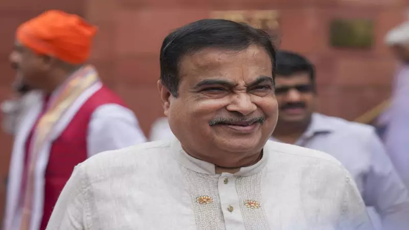 Gadkari Sets Dec 2025 Deadline for Mumbai-Pune Expressway Missing Link