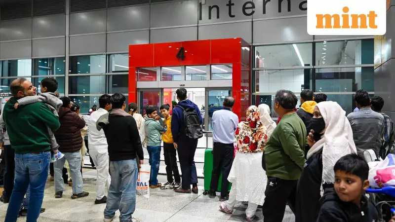 IndiGo's Operational Crisis: Over 300 Flights Cancelled Amid Staff Shortage & Bomb Threat