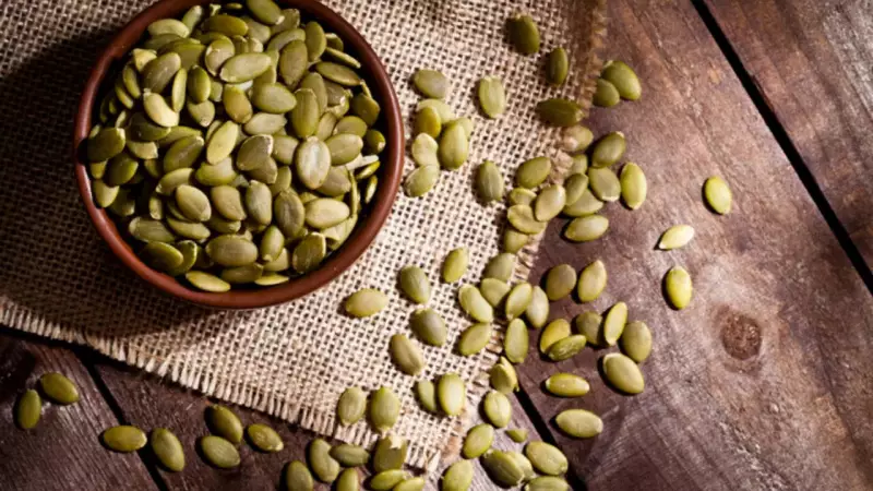 Makhana Pumpkin Seed Raita: A 150-Calorie Ayurvedic Superfood for Immunity & Weight