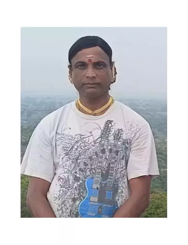 Mumbai Woman Sells ₹40L Home to Build Dargah in Karnataka Village