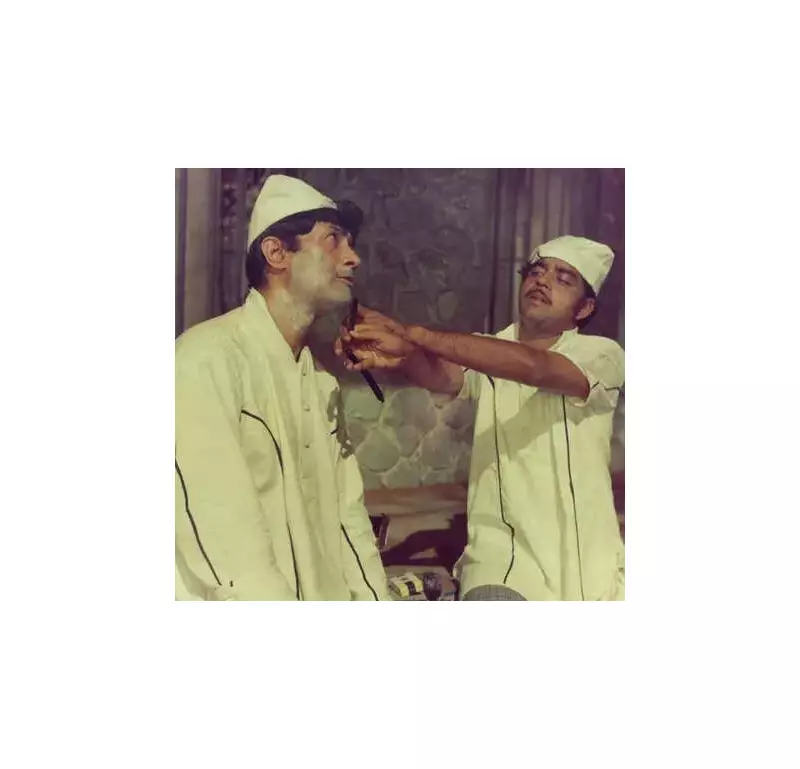 Shatrughan Sinha, Jackie Shroff Pay Tribute to Dev Anand on 14th Death Anniversary