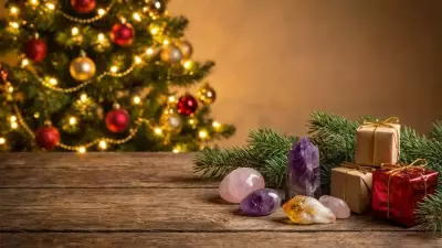 Crystals Emerge as Thoughtful Christmas Gifts in India for Peace & Positivity