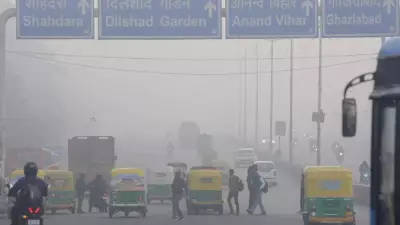 Delhi Shifts Nursery to Class V to Online as AQI Hits 498, Severe Smog Chokes City