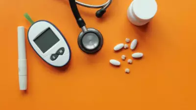 Diabetes Silent Signs: Skin, Eye & Nerve Clues Indians Miss