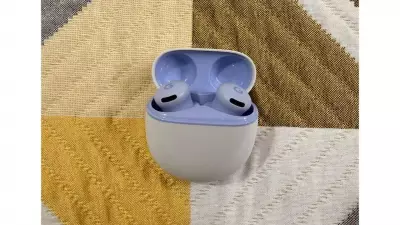 Google Pixel Buds 2a Review: A Rs 12,999 Contender for Everyday Comfort & Clarity