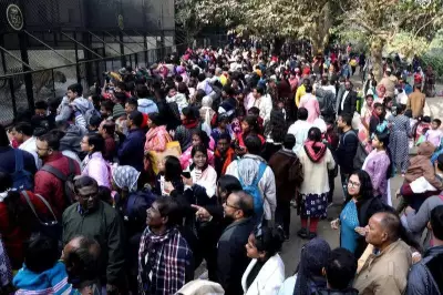 Kolkata's New Year's Eve: Park Street Sees Late Surge, City's Hubs Buzzed