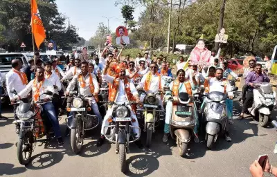 Nashik Civic Polls: Nomination Rush as Alliances Delay Final Lists