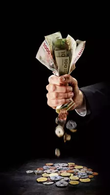 Top 10 World's Richest Families 2025: Wealth, Power & Legacy