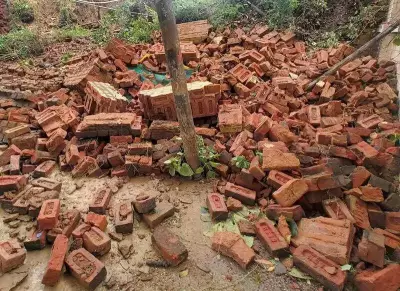 Tragic Wall Collapse in Hisar Kills 1, Injures 1 During Factory Demolition