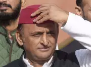 Akhilesh Yadav Slams Sanchar Saathi App as 'Snooping Tool', BJP Hits Back