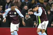 Aston Villa Beat Man Utd 2-1, Title Charge Continues with 10th Straight Win