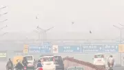 Delhi AQI at 333: Thick Smog Blanket Returns, Visibility Plummets in Key Areas