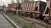 Goods Train Derails in Bihar's Hajipur: 8 Wagons Off Track, Restoration On