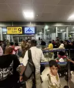 IndiGo Flight Delay in Pune: 100+ Passengers Stranded for 6+ Hours