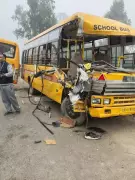 Mohali: Dense Fog Causes School Bus Collision in Kharar, 5 Injured