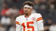Patrick Mahomes' 2025 Season Ends in Knee Injury: 8-9 Month Rehab Ahead