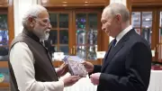 PM Modi Gifts Bhagavad Gita, Assam Tea & More to Putin in Delhi Summit