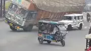 Rampur Road Accident: UP Power Dept Driver Killed as Truck Overturns on Bolero