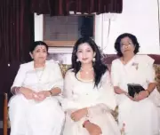 Shreya Ghoshal Recalls Meeting Lata Mangeshkar: 'Goddess in a White Saree'