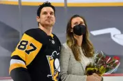 Sidney Crosby's 15-Year Love Story with Kathy Leutner: A Private Support System