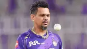 Sunil Narine Joins Elite 600-Wicket Club in T20 Cricket During ILT20 Clash