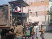 Trichy Clears Encroachments Ahead of Vaikunta Ekadasi at Srirangam Temple