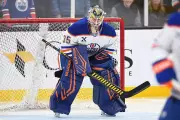 Tristan Jarry Injury: Oilers Goalie Hurt vs Bruins, Pickard Steps In