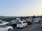 Year-End Rush: Mahabaleshwar, Konkan See Massive Traffic Jams, Soaring Hotel Prices
