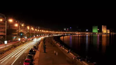 7 Popular Places to Eat Near Mumbai's Marine Drive: A Food Guide