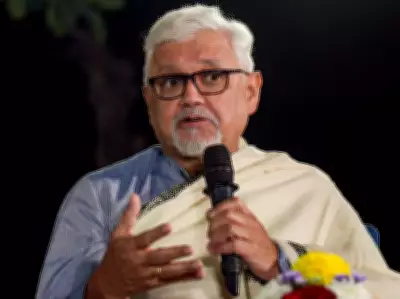 Amitav Ghosh's Literary Blend: Separating Fact from Fiction in His Works