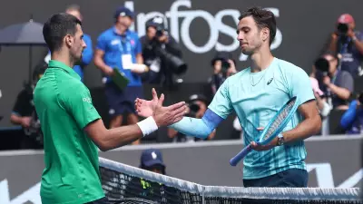 Djokovic Advances to Australian Open Semis via Walkover, Shatters Federer's Record