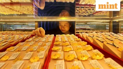 Gold Soars Past $4,600 as Fed Probe Sparks Haven Rush