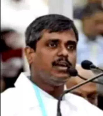 ISRO's Chandrayaan 4 to Bring Moon Samples, Space Station to Boost Research