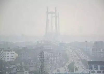 Kolkata Air Quality Shows Marginal Improvement, But Remains 'Poor'
