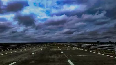 Samruddhi Expressway Bus Fire: 1 Dead, Several Injured in Chhatrapati Sambhajinagar Collision