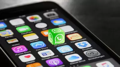 WhatsApp Tests Profile Cover Photos for iOS: New Feature Details