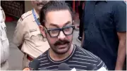 Aamir Khan, Akshay Kumar & Other Bollywood Stars Cast Votes in Maharashtra Civic Polls