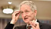 AI Godfather Geoffrey Hinton Warns: Humanity's Biggest Mistake Is Not Preparing to Coexist with Superintelligent Systems