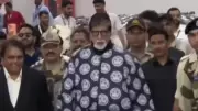 Amitabh Bachchan Mobbed by Fans in Surat, Glass Panel Breaks at Airport