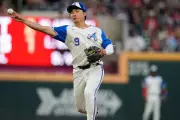Atlanta Braves Eye Bold Trade for Japanese Pitcher Tatsuya Imai for 2026 Stability