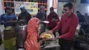 Begusarai's 'Sai Ki Rasoi': 5 Men Serve 150 Daily Meals for 6 Years