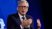 Bill Gates Warns AI Will Reshape Society Faster Than Expected, Urges Global Action